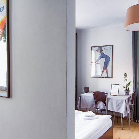 Avion Hotel Świdnik Exteriér fotografie