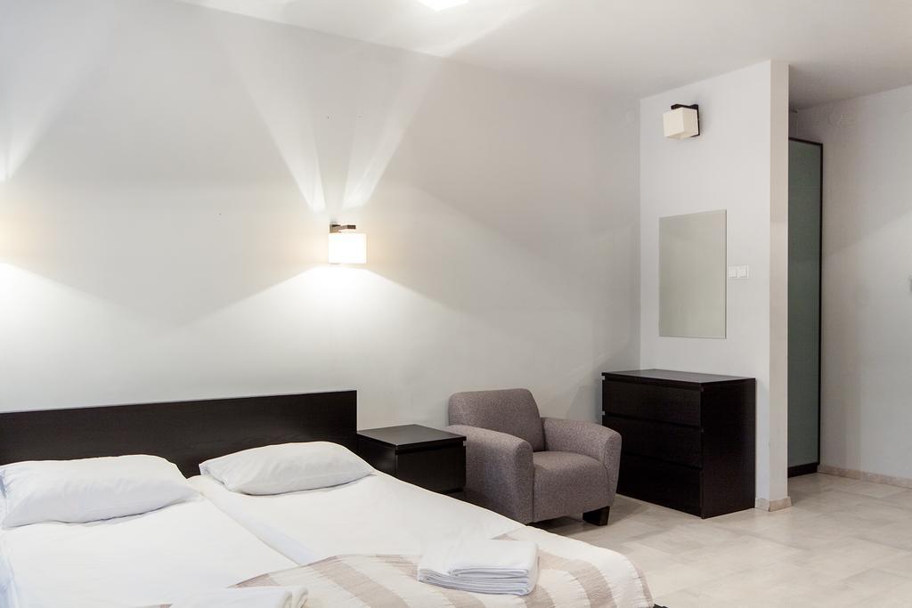 Avion Hotel Świdnik Pokoj fotografie
