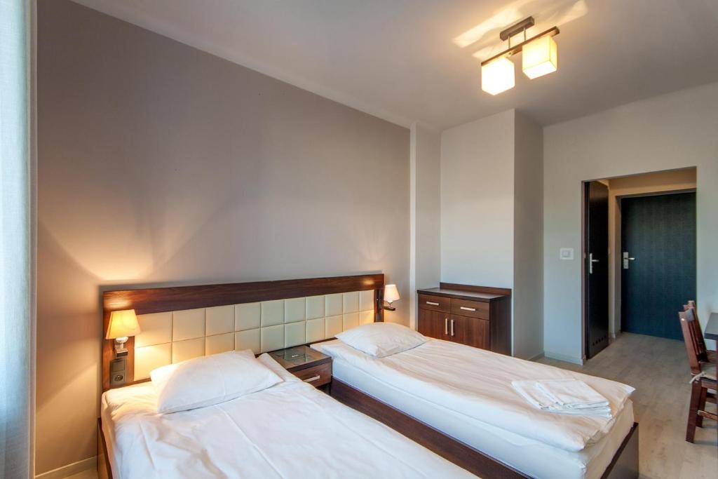 Avion Hotel Świdnik Pokoj fotografie